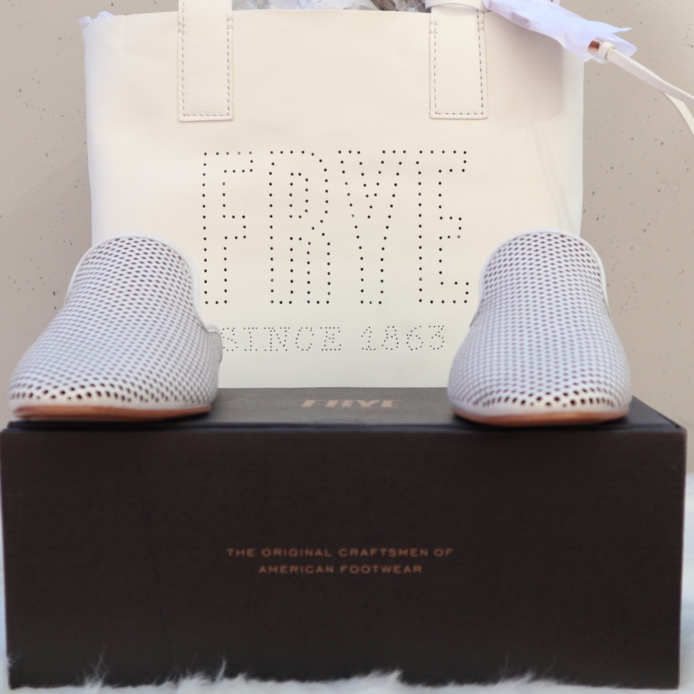 Gwen Perforated Slide - Picture 6 of 7